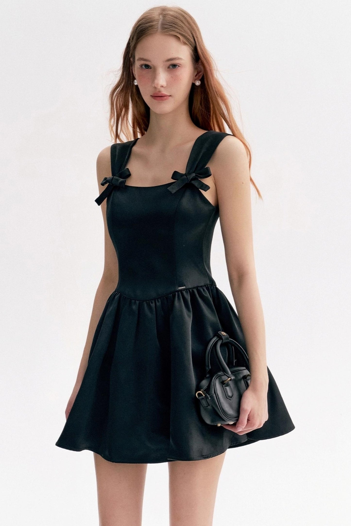 Three-Dimensional Bow Satin Cropped Dress