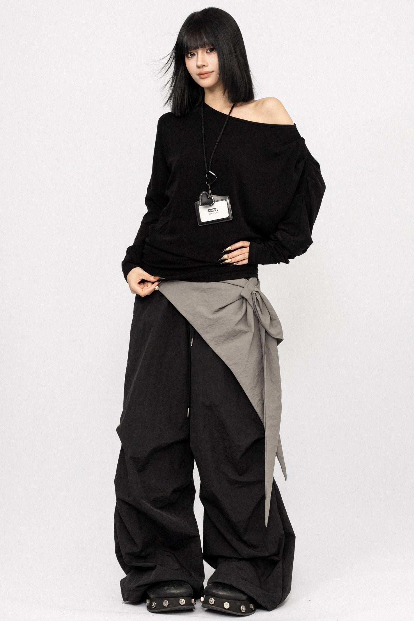 Autumn Black Shoulder Top