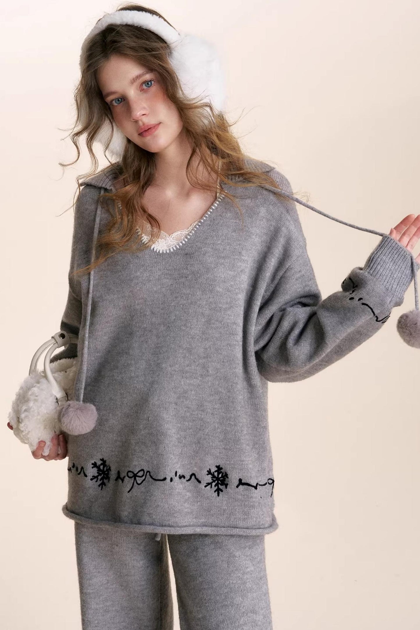 Snowflake Embroidered Knit Set-Up