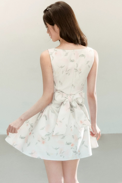 Elegant Floral Puff Dress