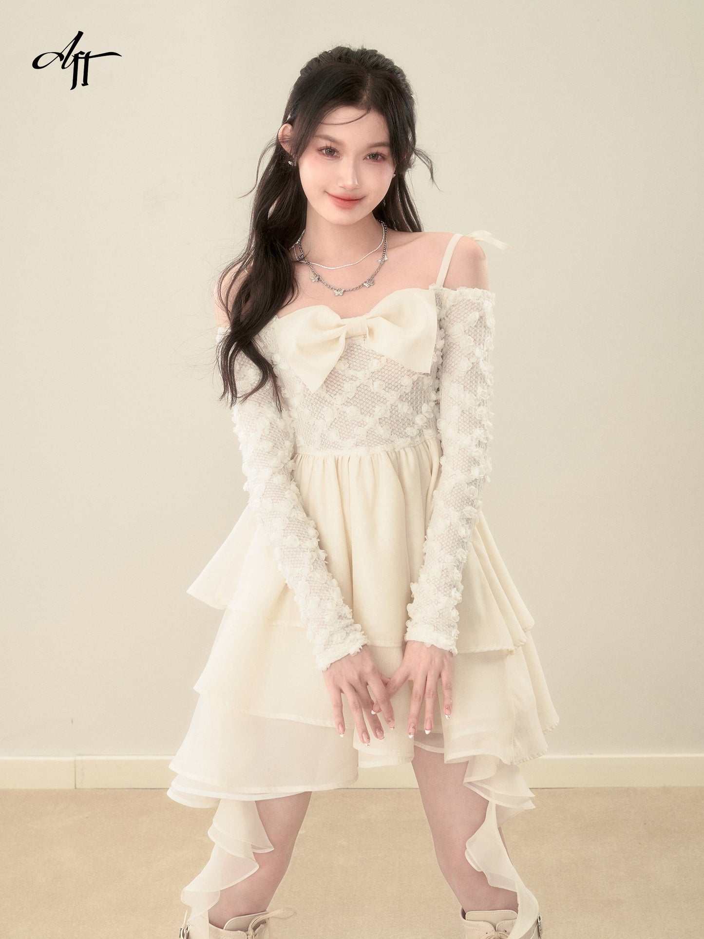 Original Lace Long-sleeved Slip Dress