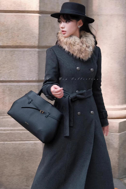 Double-Breasted Woolen Coat Set-Up