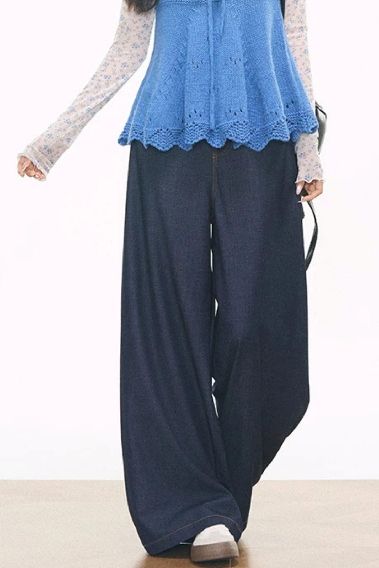 Completo con maglione strato base in rete