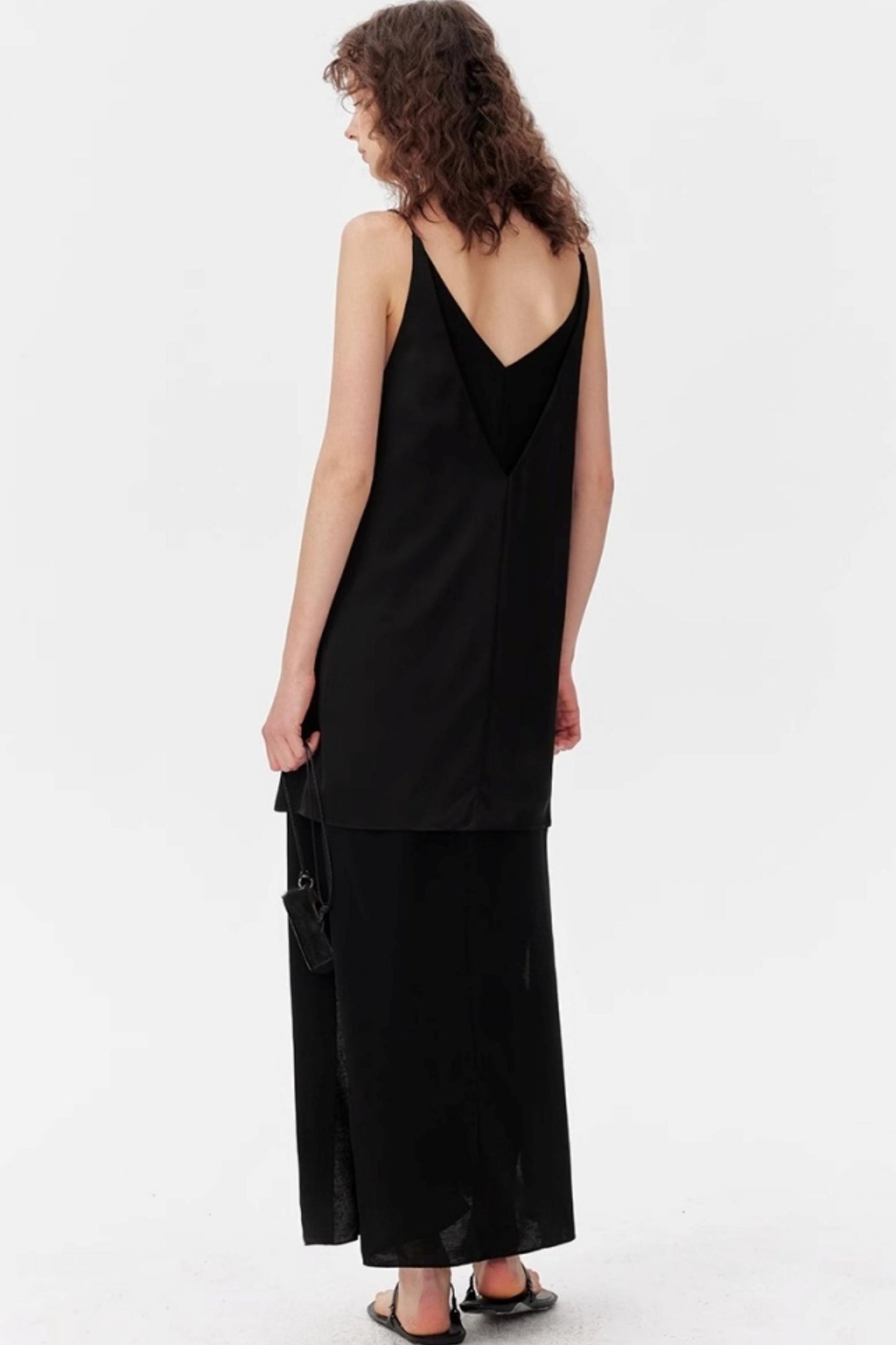 Chic V-Neck Maxi Dress