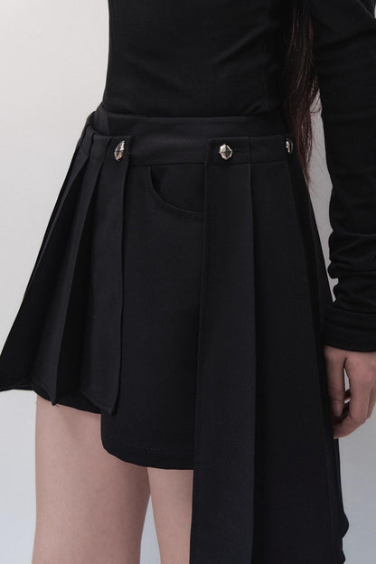 Yuan Shadow Pleated Shorts Skirt