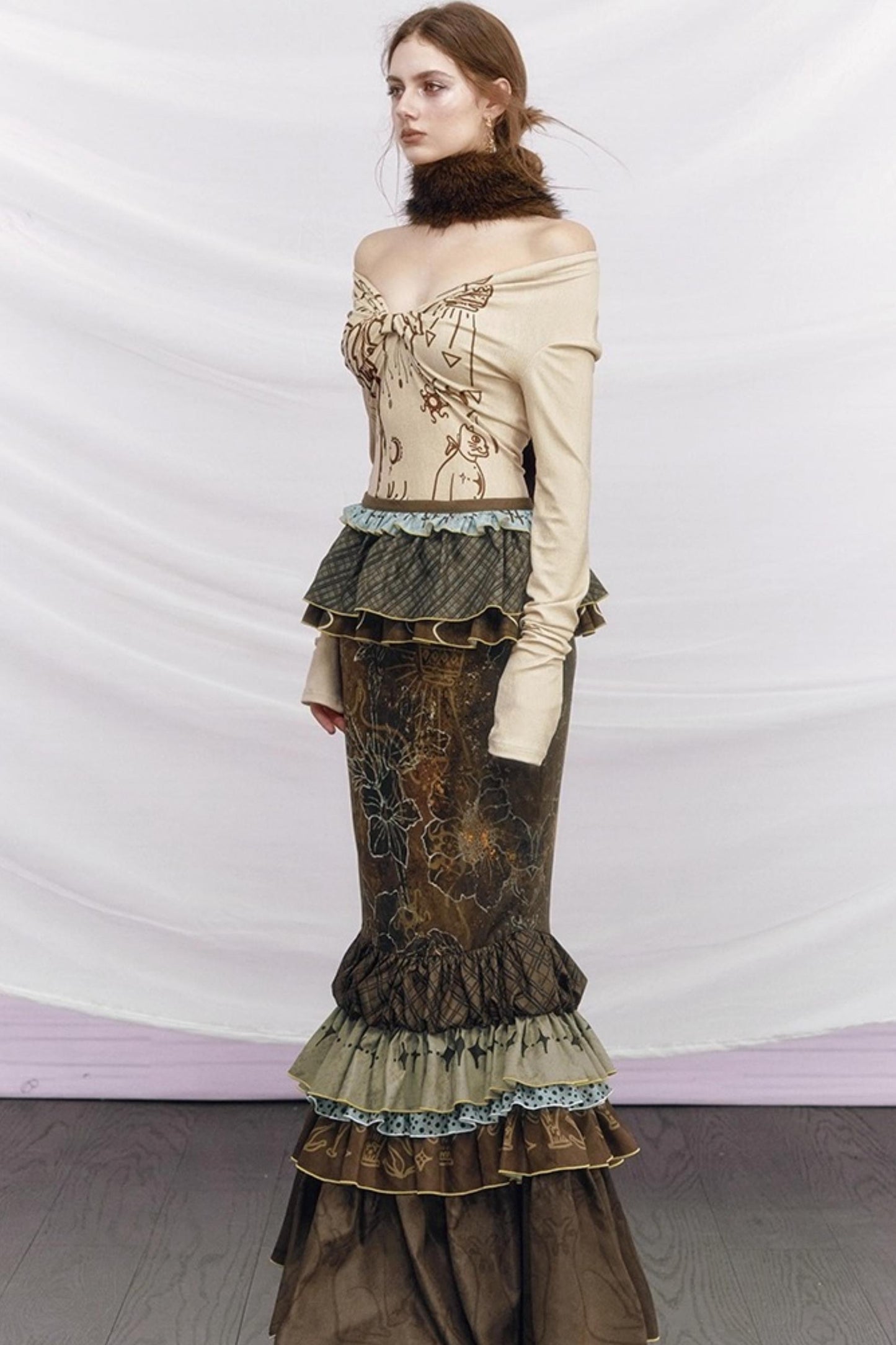 Off-Shoulder Knot Base Shirt