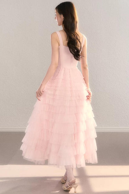 Robe en Dentelle Rose Rêvée
