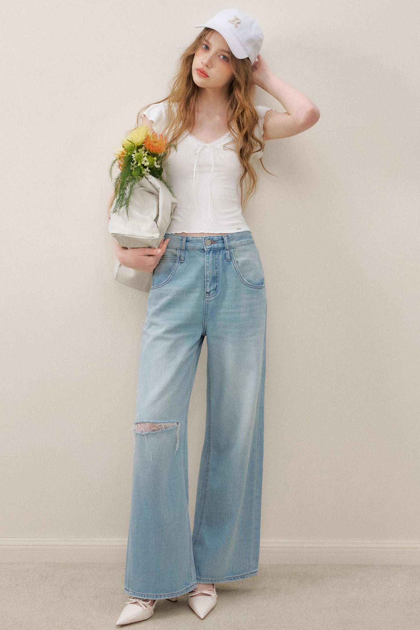 Lace V-Neck Tee Set-Up