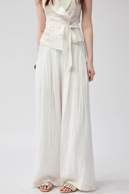 Smooth Line White Pants