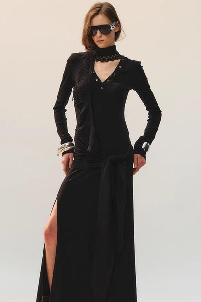 Spitzenkleid mit Schlitz