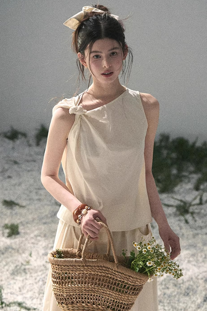 White Pleated Summer Set-Up