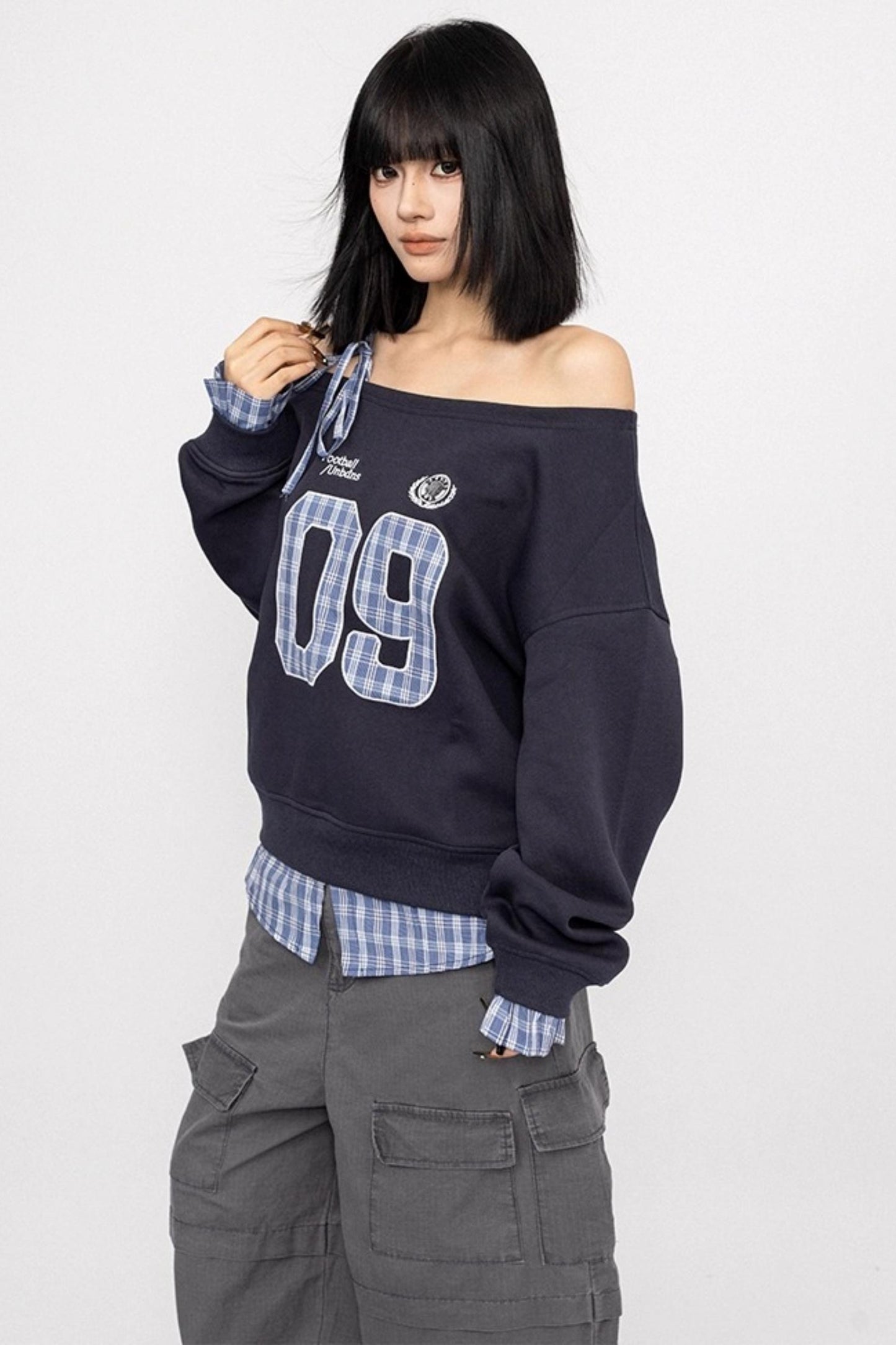Vintage Plaid One-Shoulder Sweatshirt
