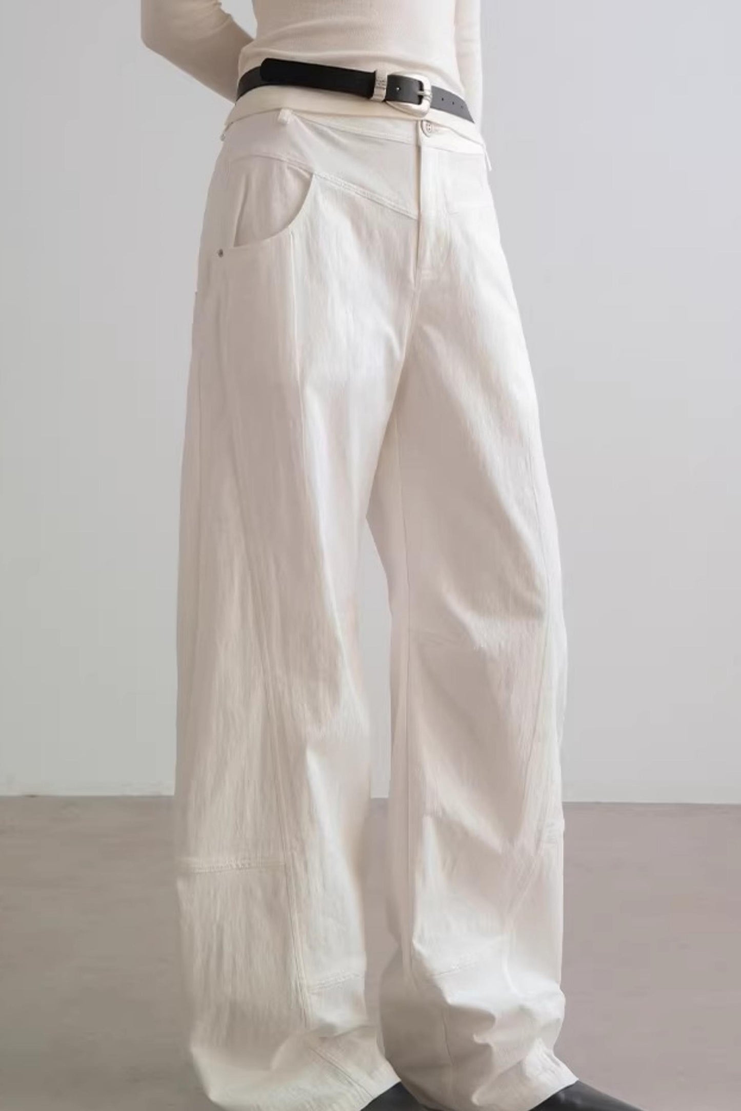 Moon Cut Scimitar Pants
