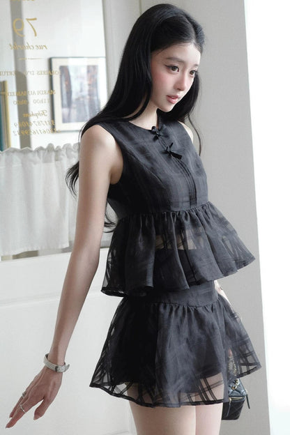 Thousand Flowers Ruffle Cake Skirt Set-Up