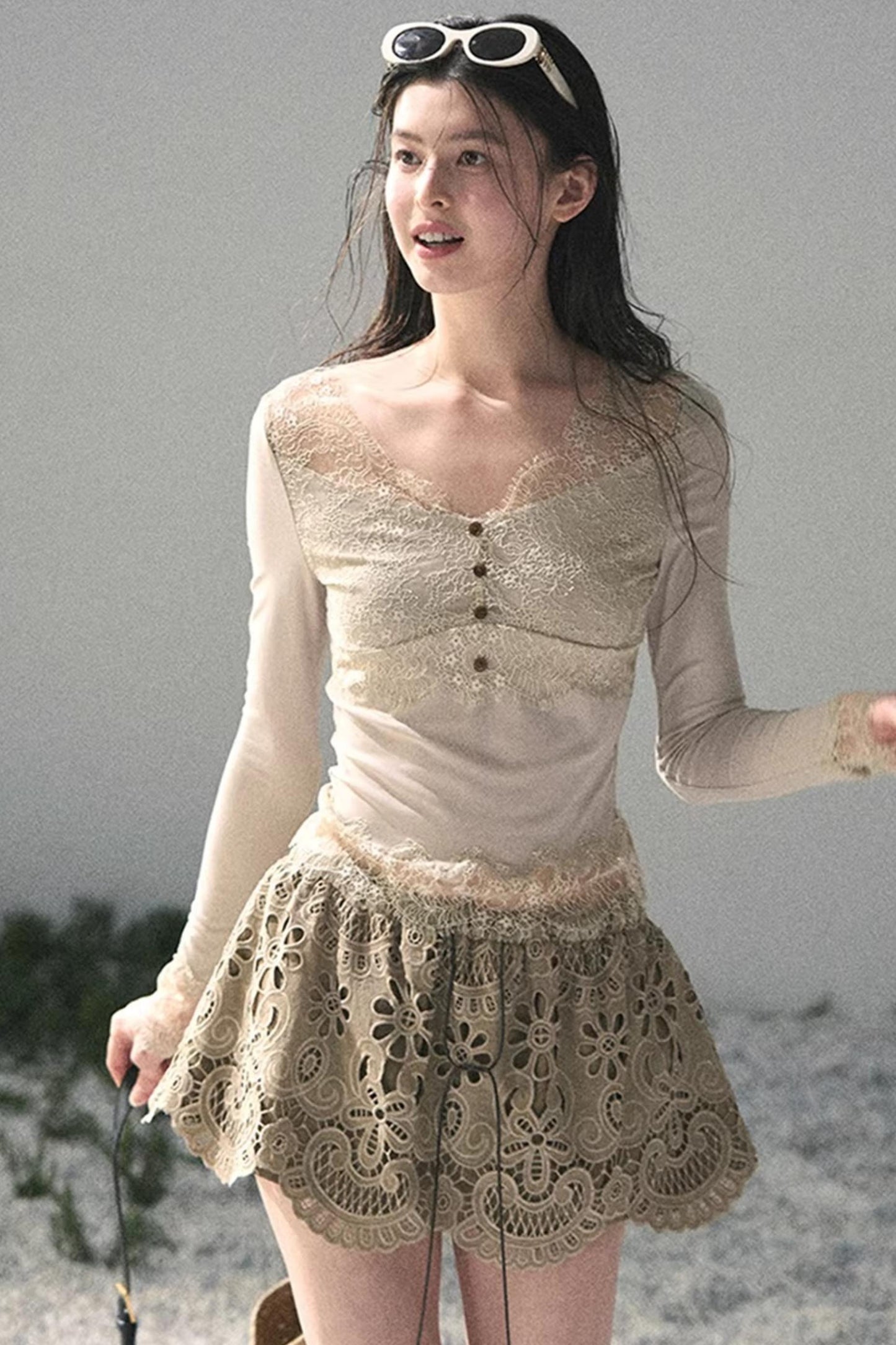 Wind Trace Lace Top