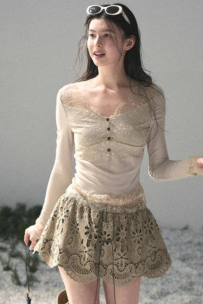 Wind Trace Lace Top