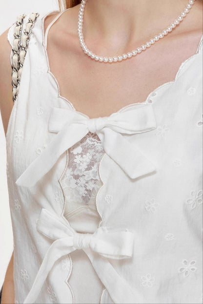 Romantic Wavy Edge Embroidery Strappy Vest Set-Up