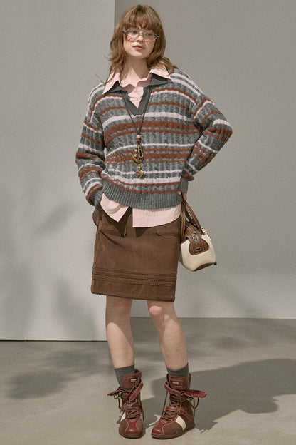 Contrast Fleece V-Neck Knit Top