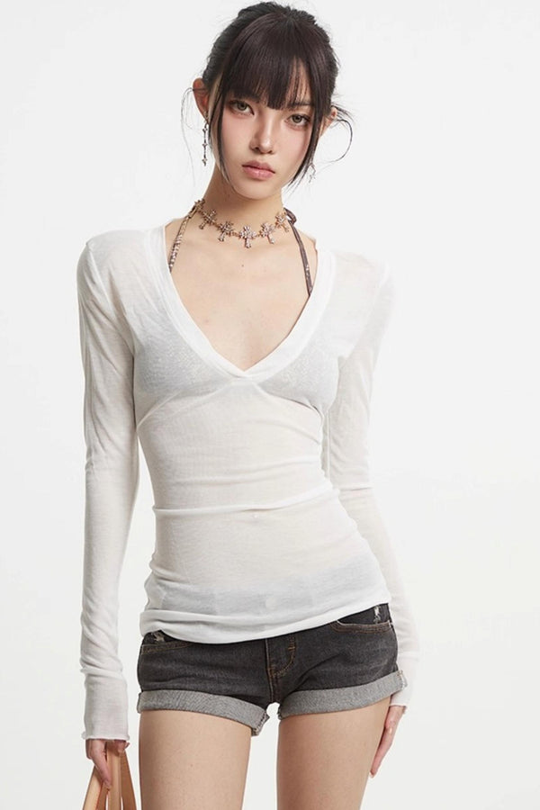 Slim V-neck T-shirt