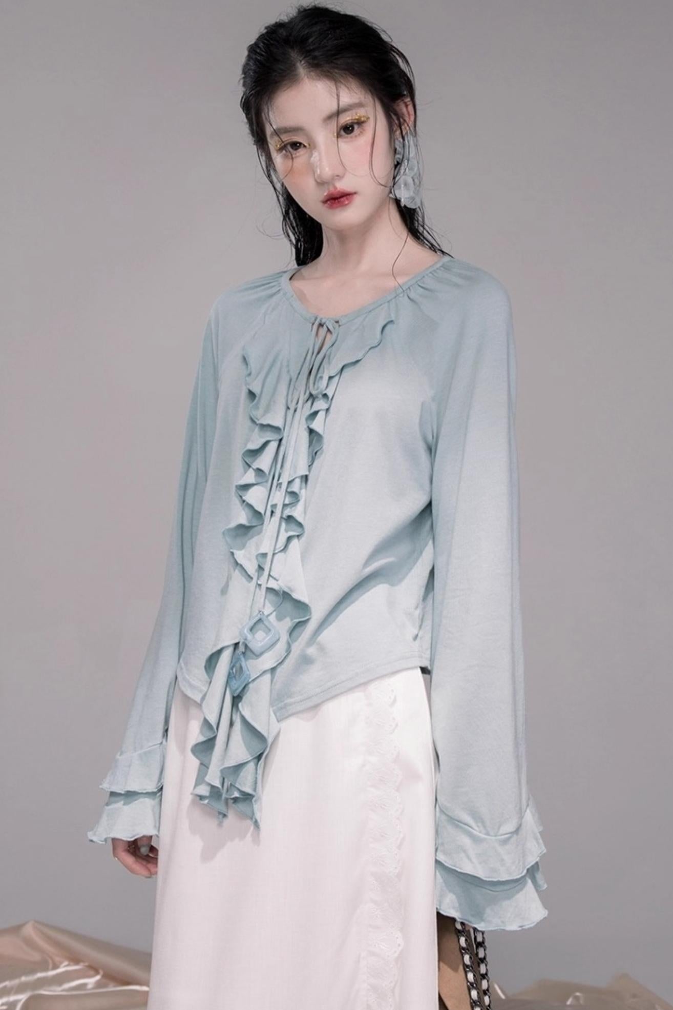 Lotus Leaf Neck Wool Knitted Shirt