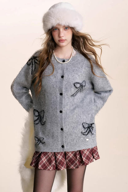 Contrasting Color Bias-Cut Pleated Short Skirt