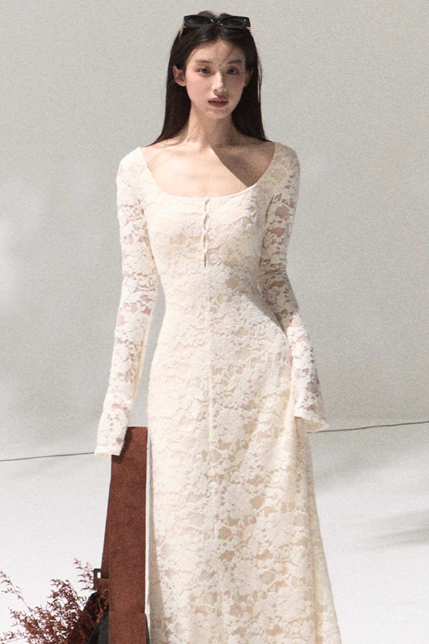 Throbbing Time Slim Base Dress