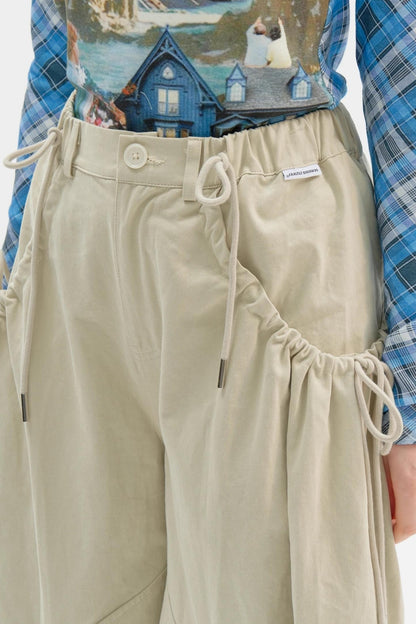 Slim Fit High-Waisted Cargo Pants