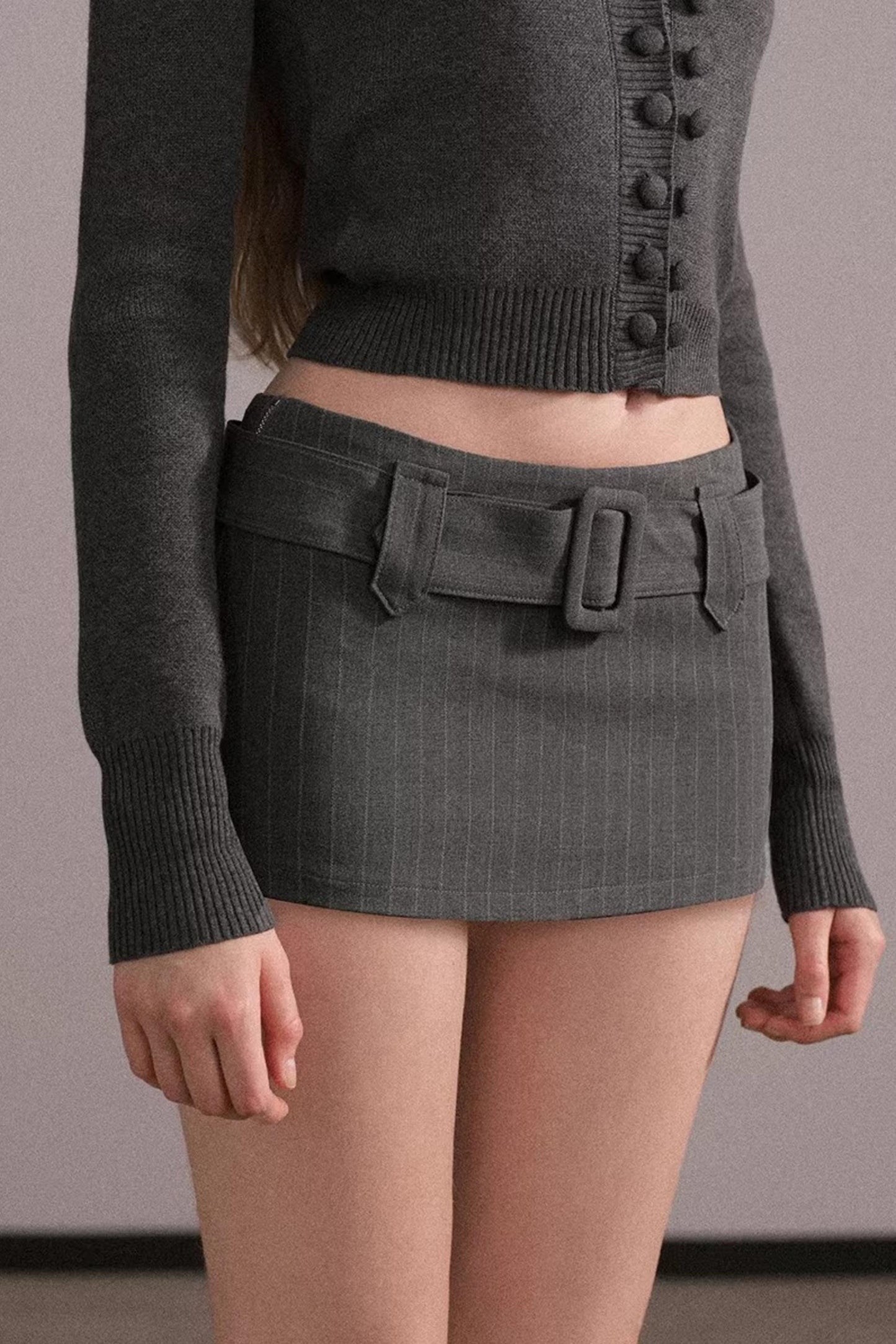 Slim Hip-Hugging Skirt
