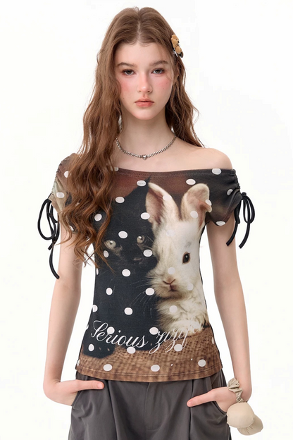 Maglia con stampa a pois con gatto e coniglio