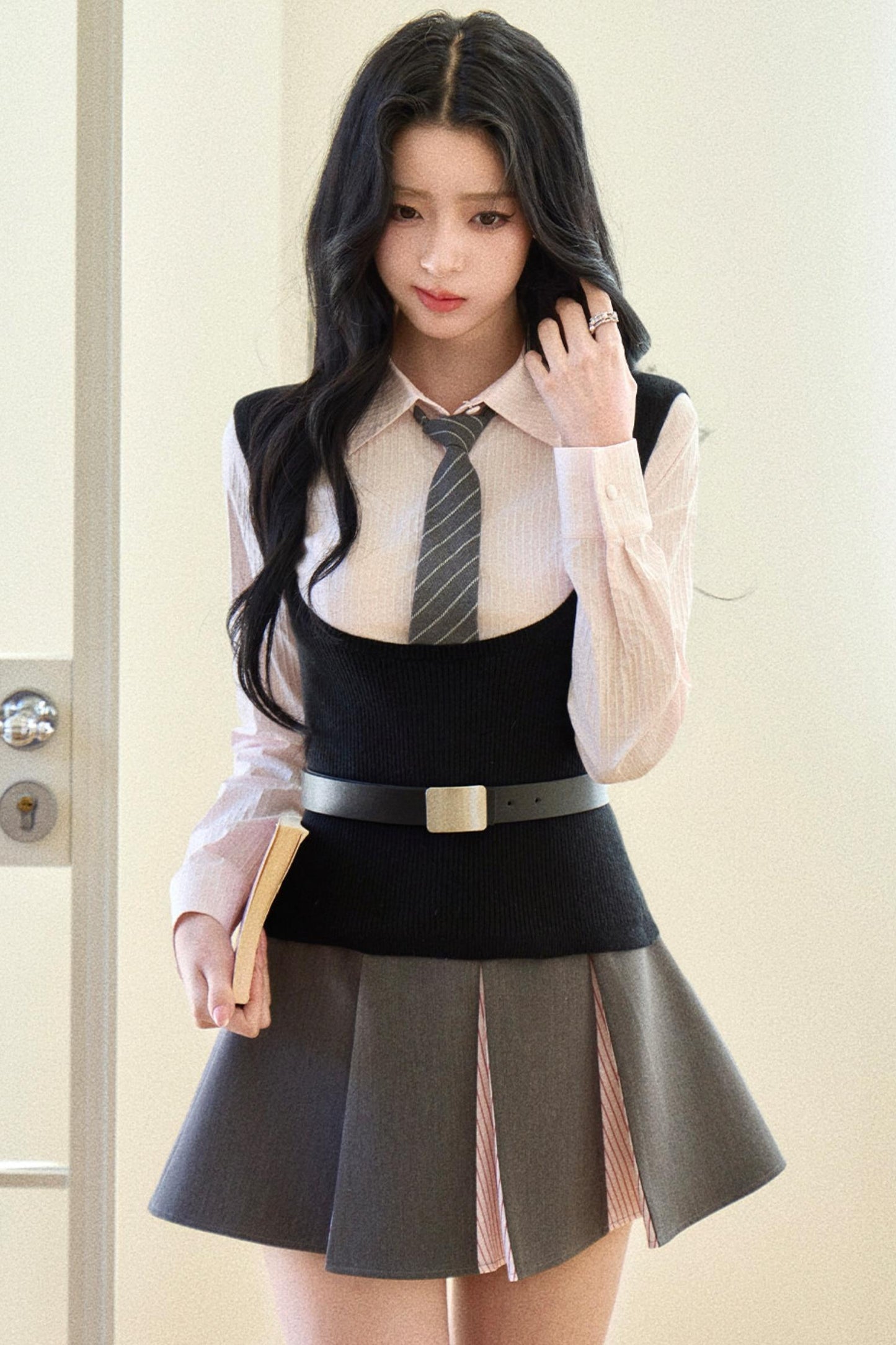 Slim Tie Silhouette Vest Set-Up