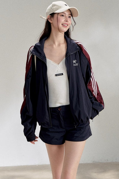 Textured White V-Neck Knitted Suspender Top