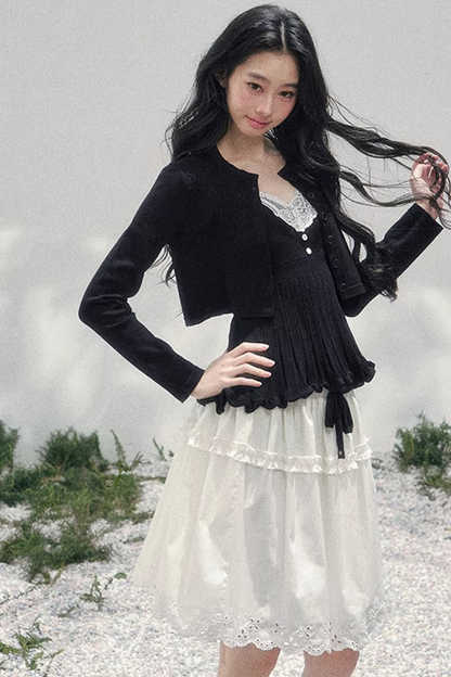 Spring White Half-Skirt