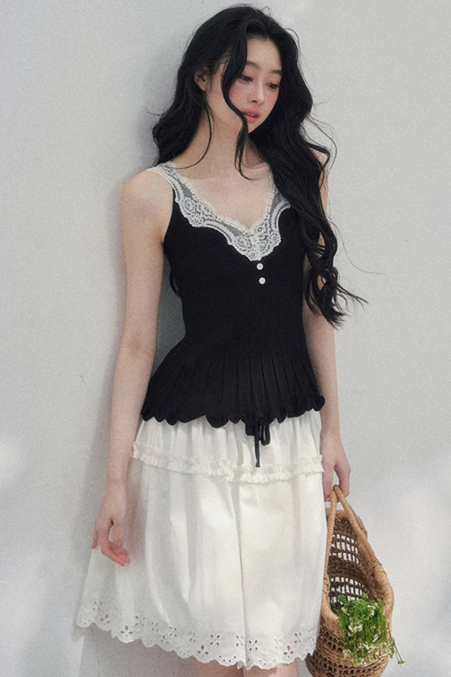 Spring White Half-Skirt