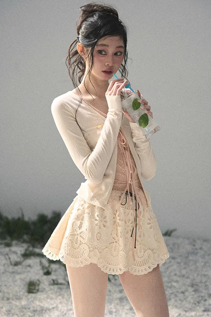 Lace Hollow-Out Top