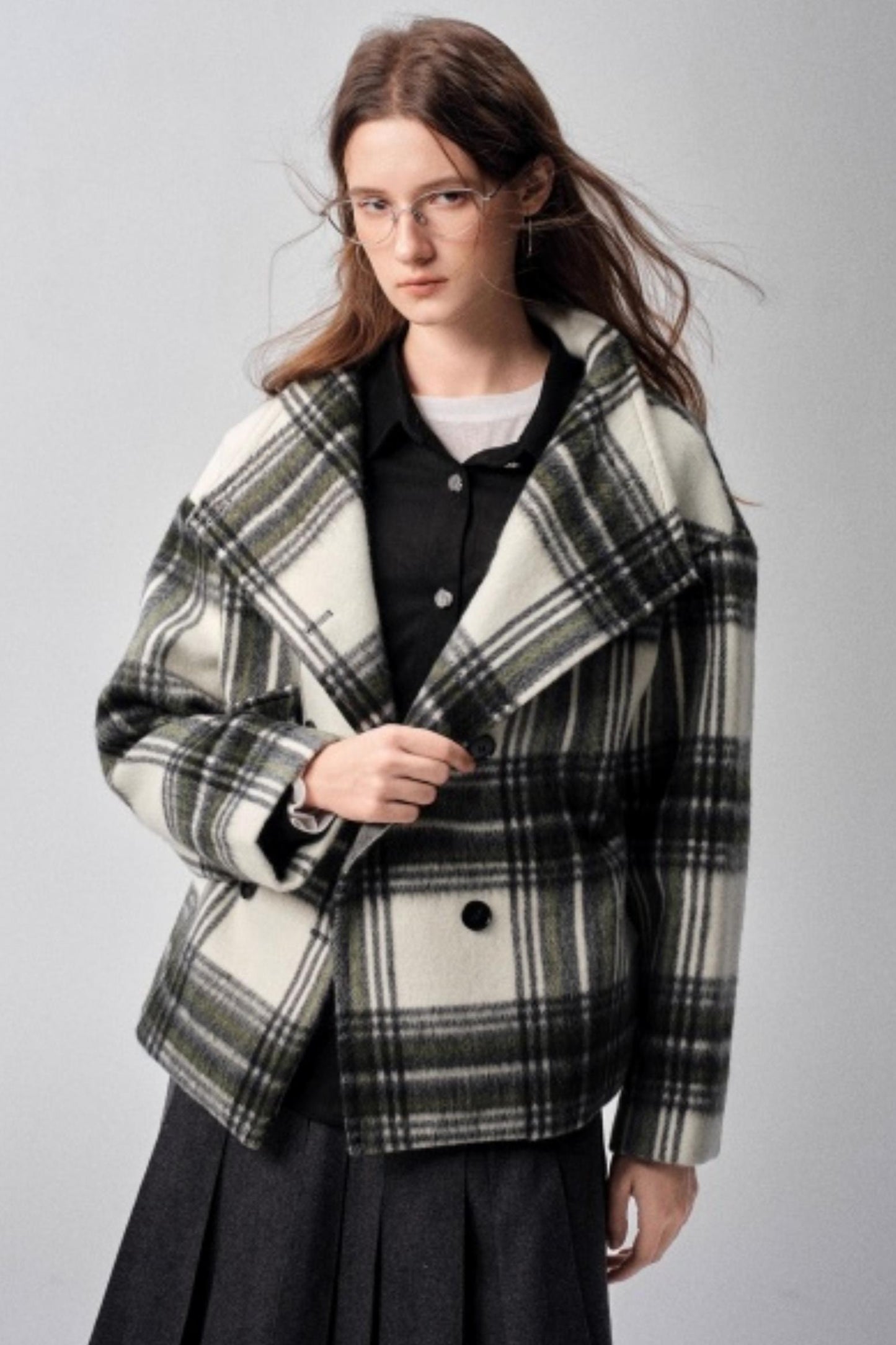 Large Lapel Plaid Woolen Coat