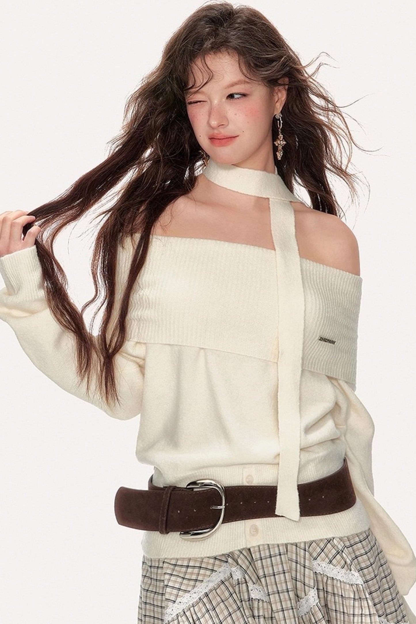 French Sweet One-Shoulder Halterneck Sweater