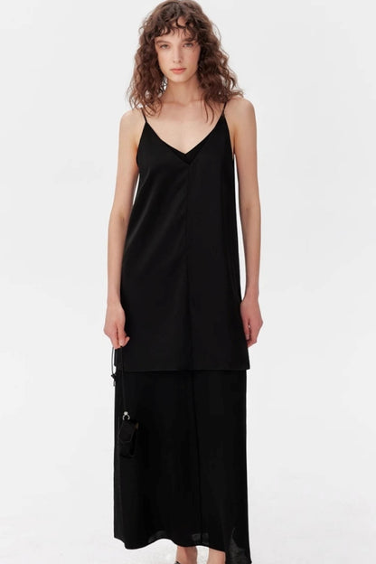 Chic V-Neck Maxi Dress