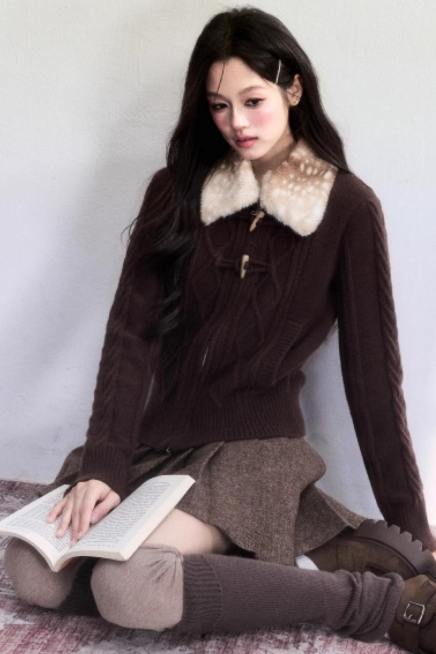 Little Deer Vintage Knit Sweater