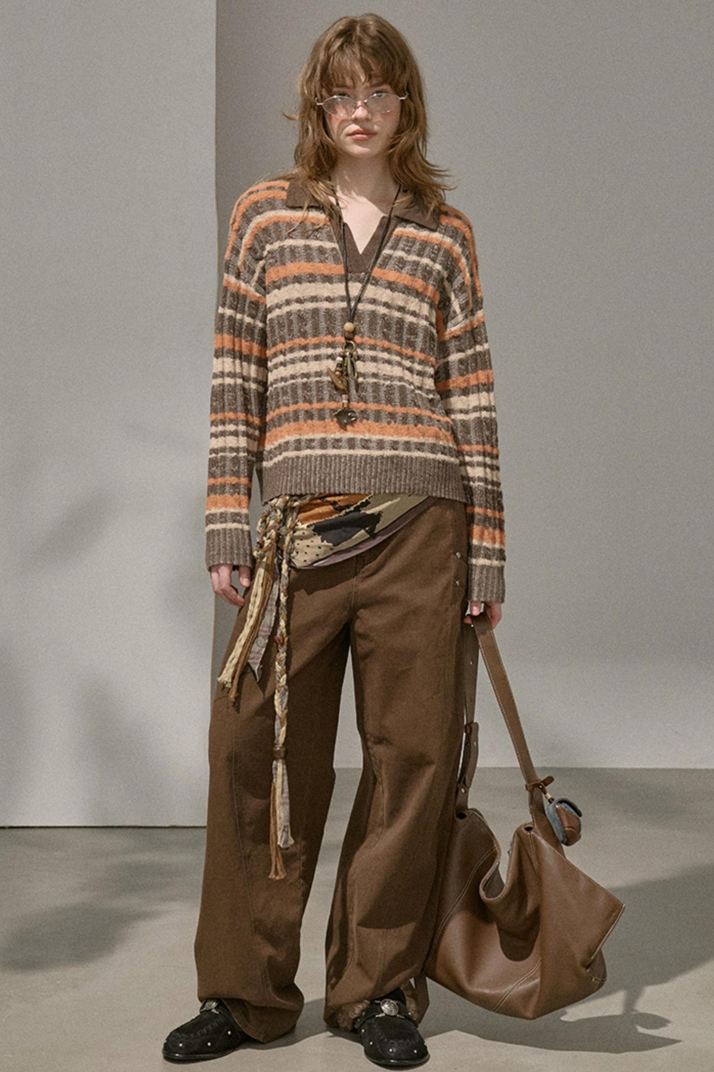 Contrast Fleece V-Neck Knit Top