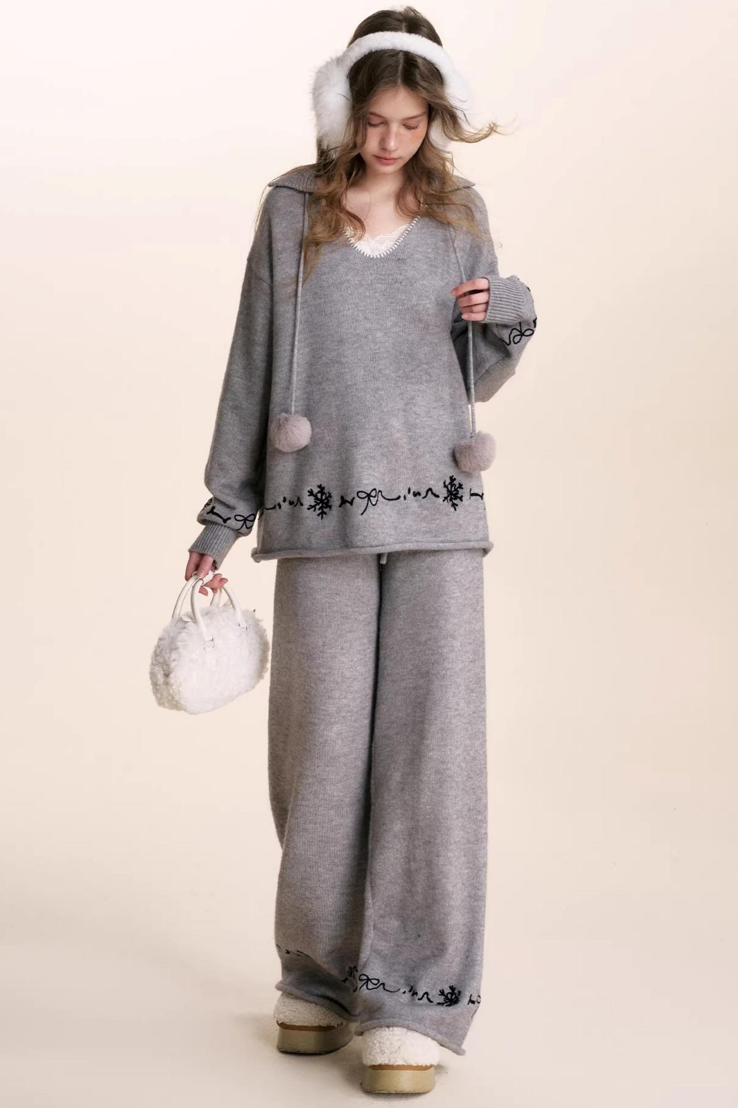 Snowflake Embroidered Knit Set-Up