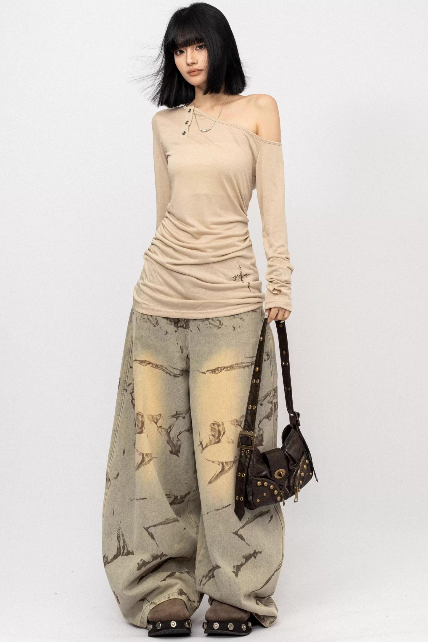 Lightweight Slanted Shoulder Base Top