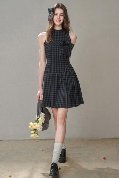 Elegant Bow Halterneck Check Pleated Dress