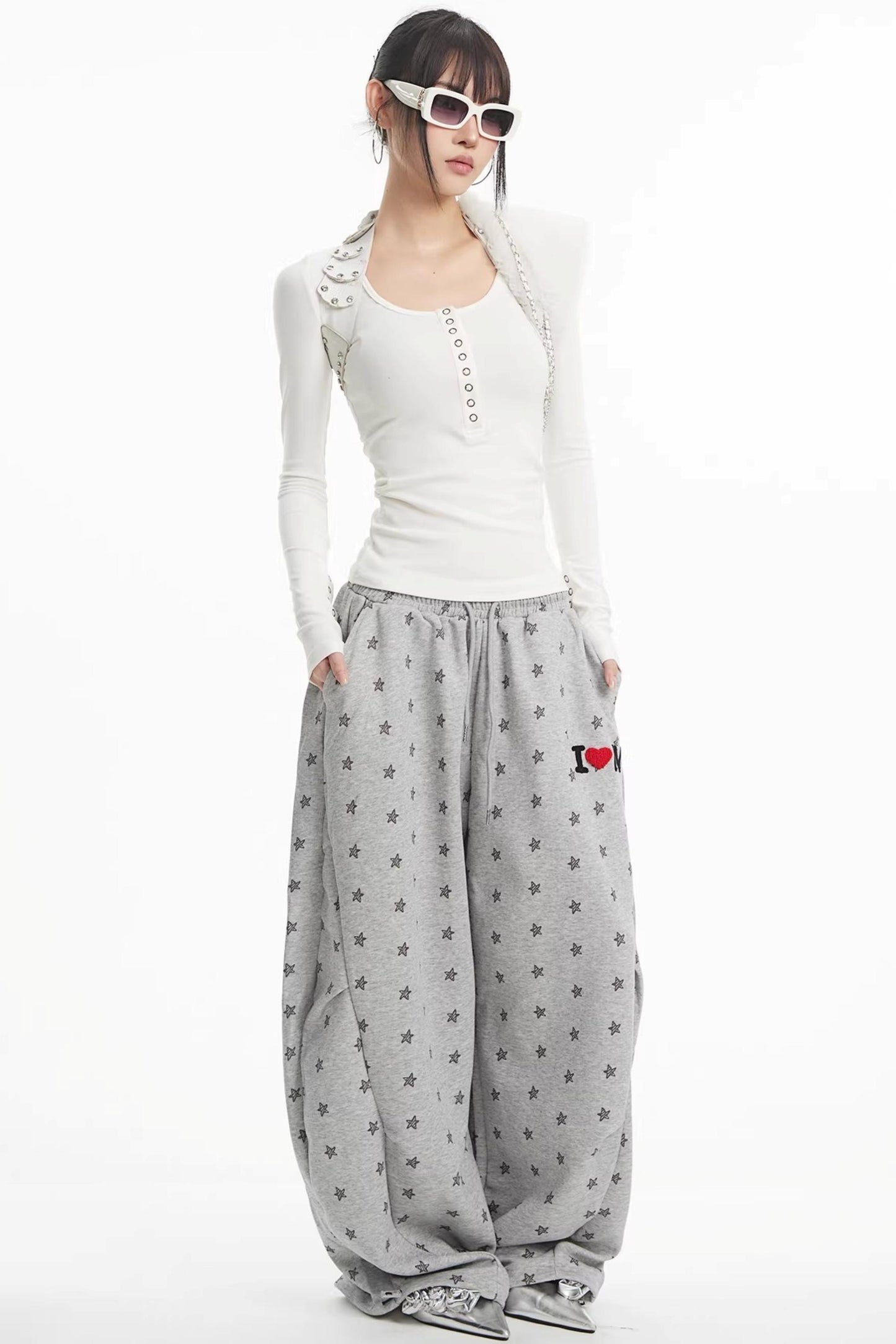 회색 별 프린트 와이드 레그 팬츠