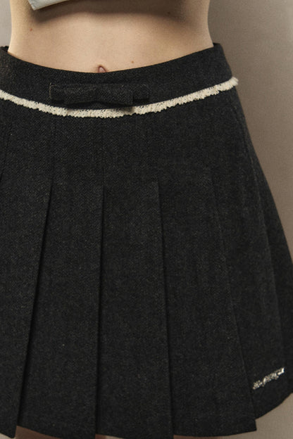 High Waist Woolen Pleated Skirt Set-Up