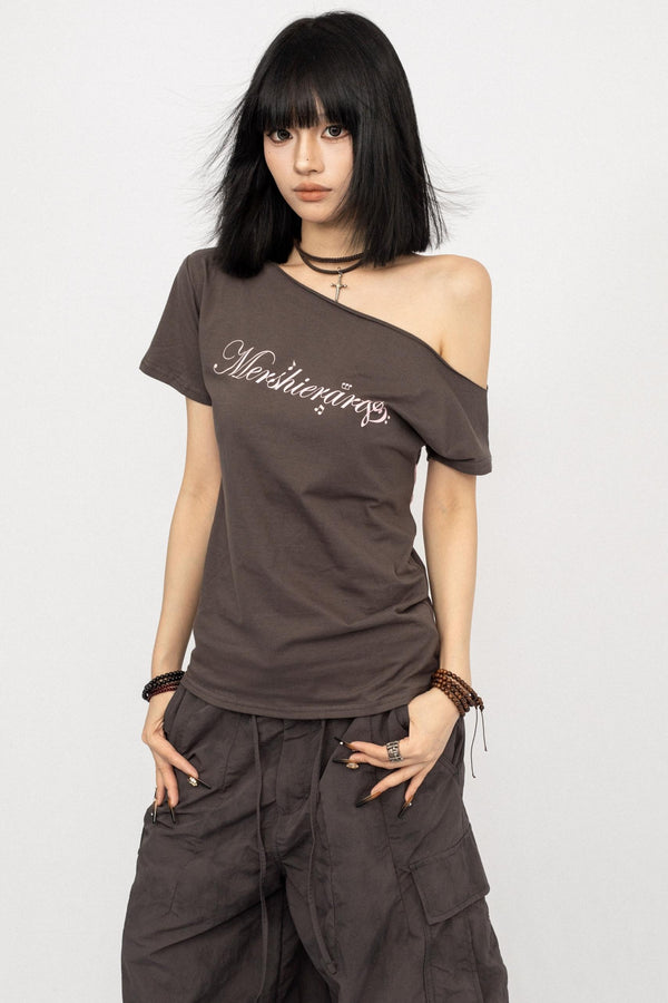 Retro Spice Girl Slanted Shoulder Print T-Shirt