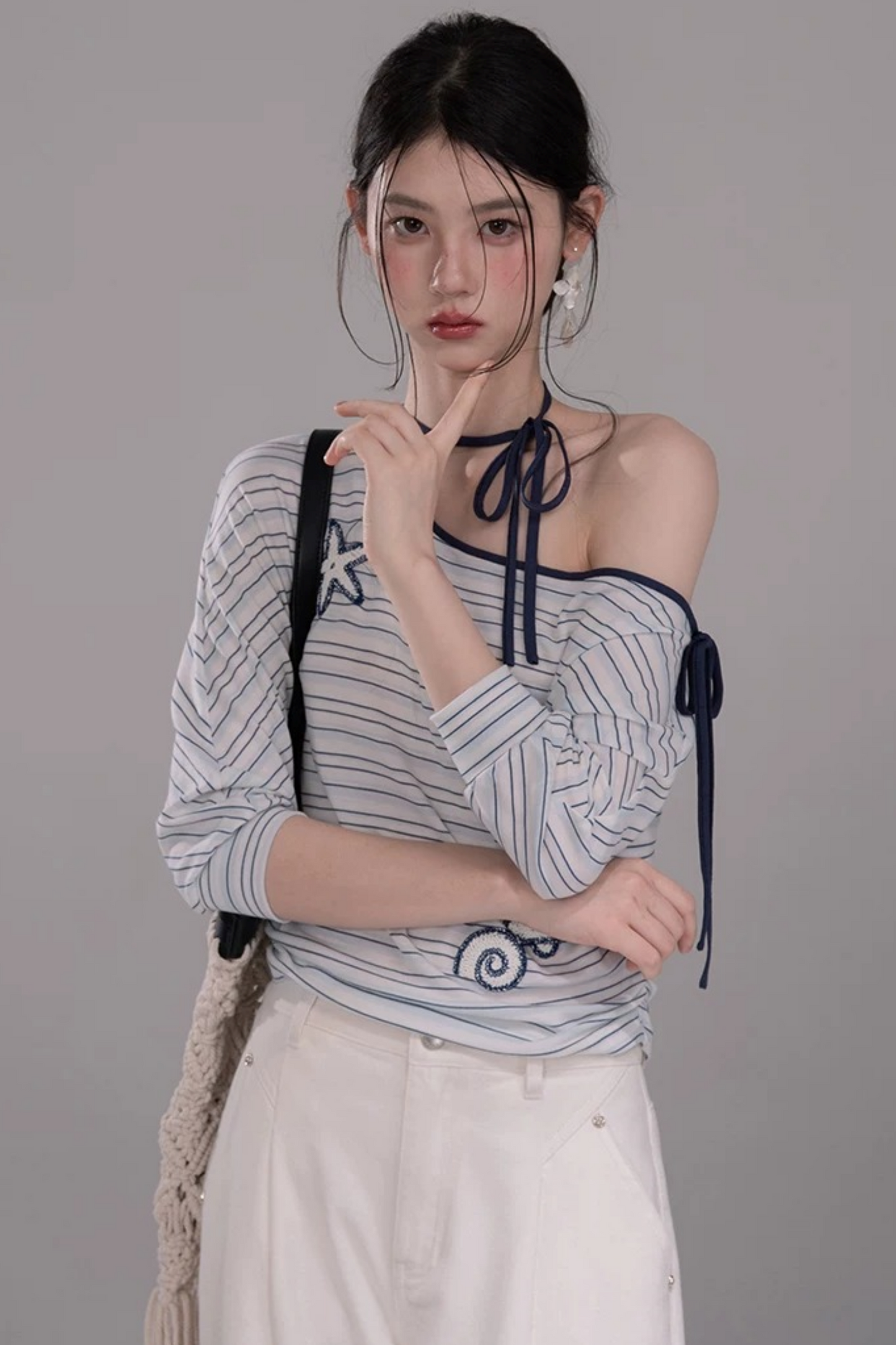 Starfish Off-Shoulder Tee