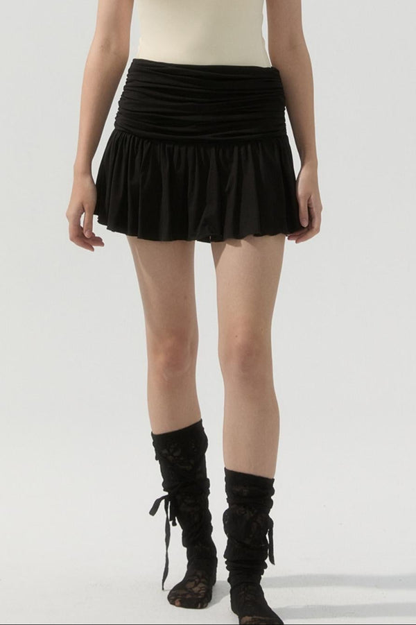 Chic Black Pleated Skirt