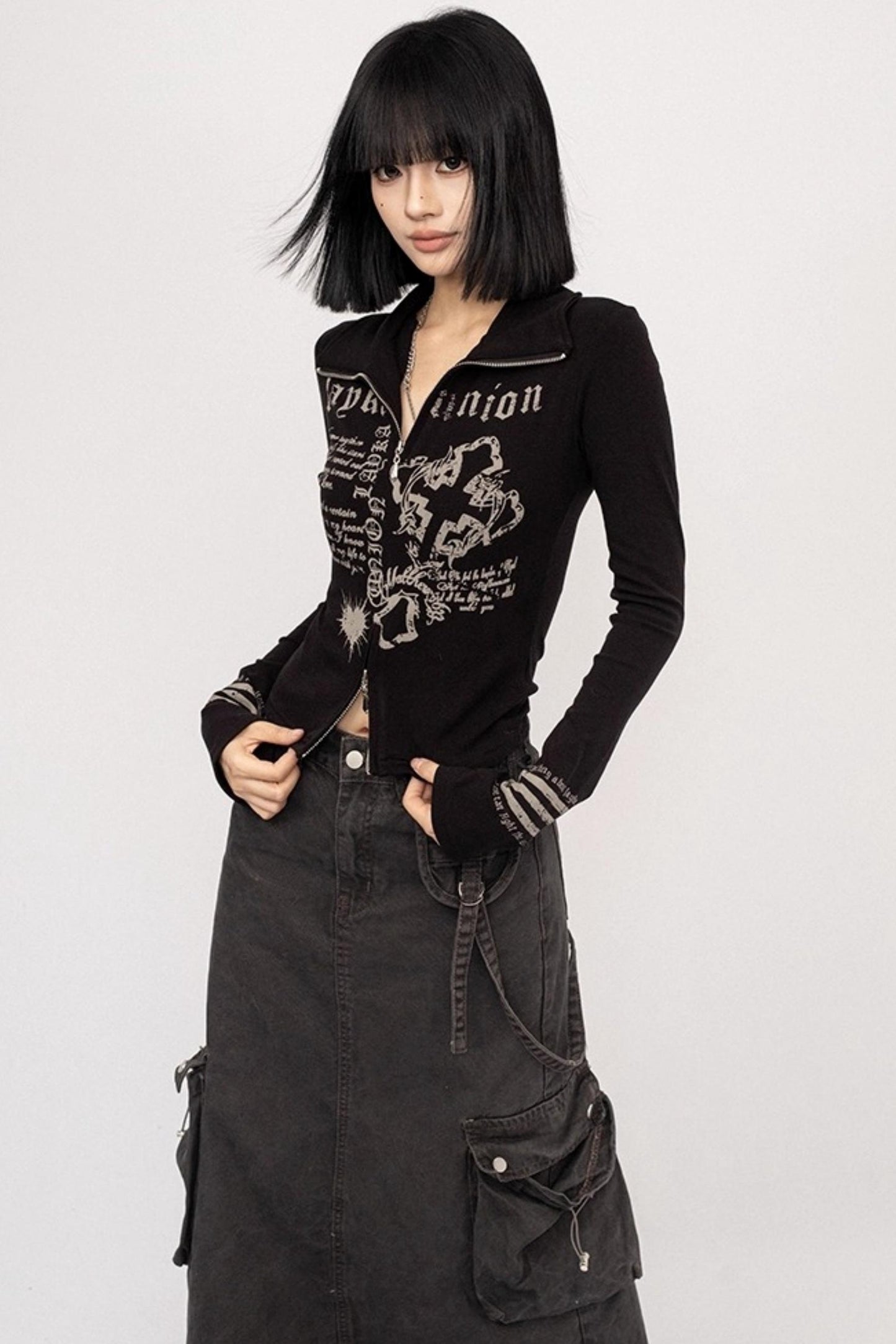 American Vintage Spice Monogram Black Long Sleeve Top