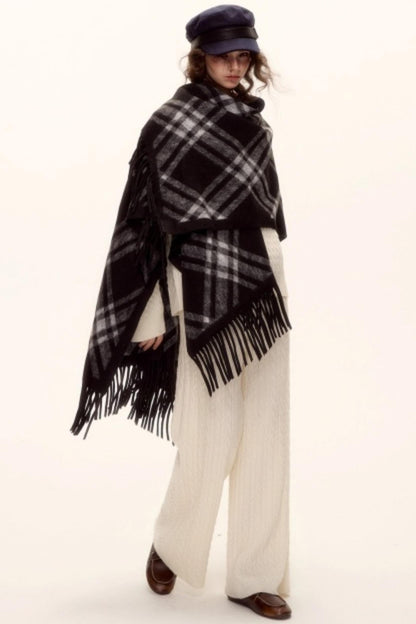 Retro Plaid Tassel Cape Shawl