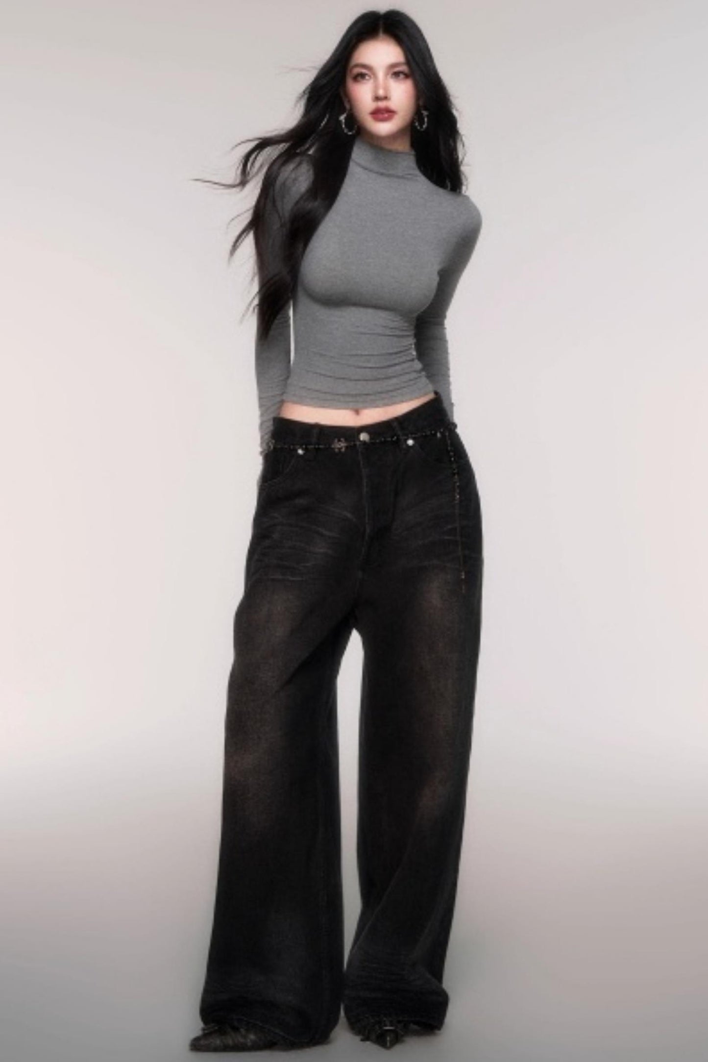 Light Distressed High-Waisted Jeans